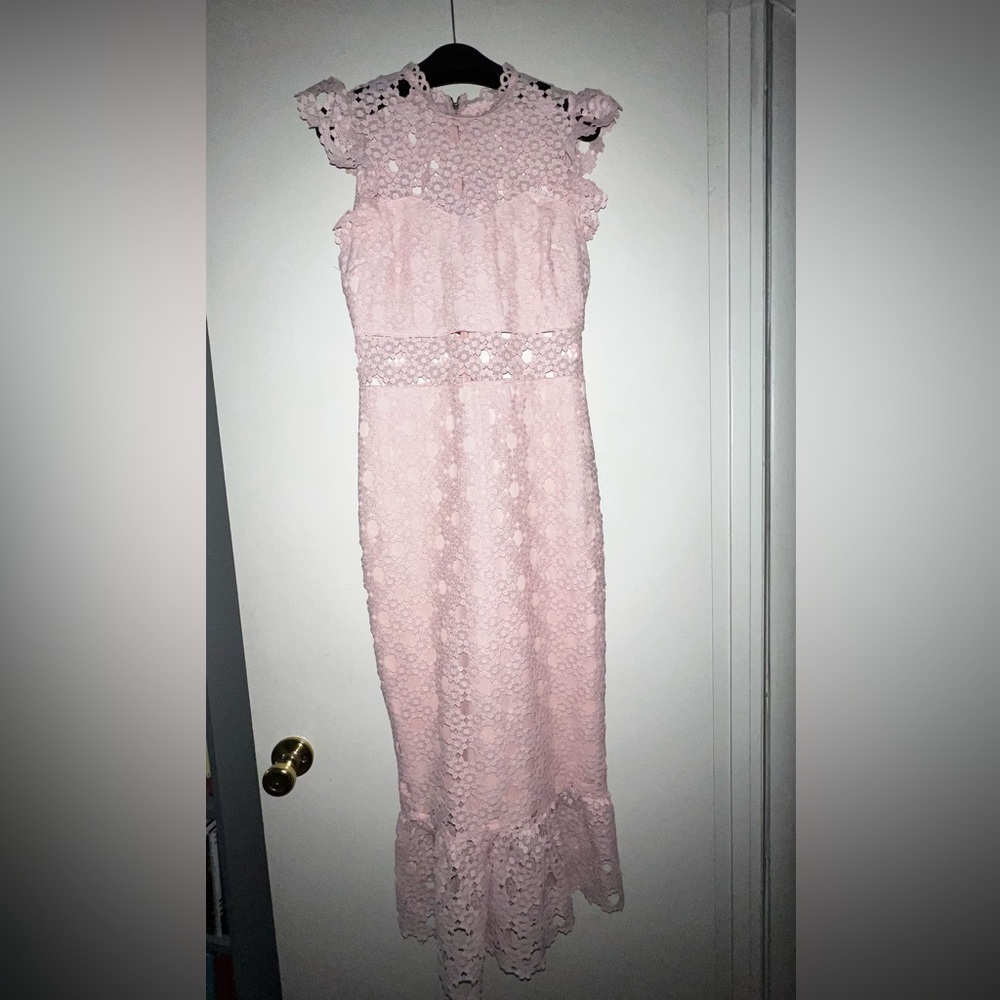 Pink 💗 Lace dress with ruffle sleeves and hem